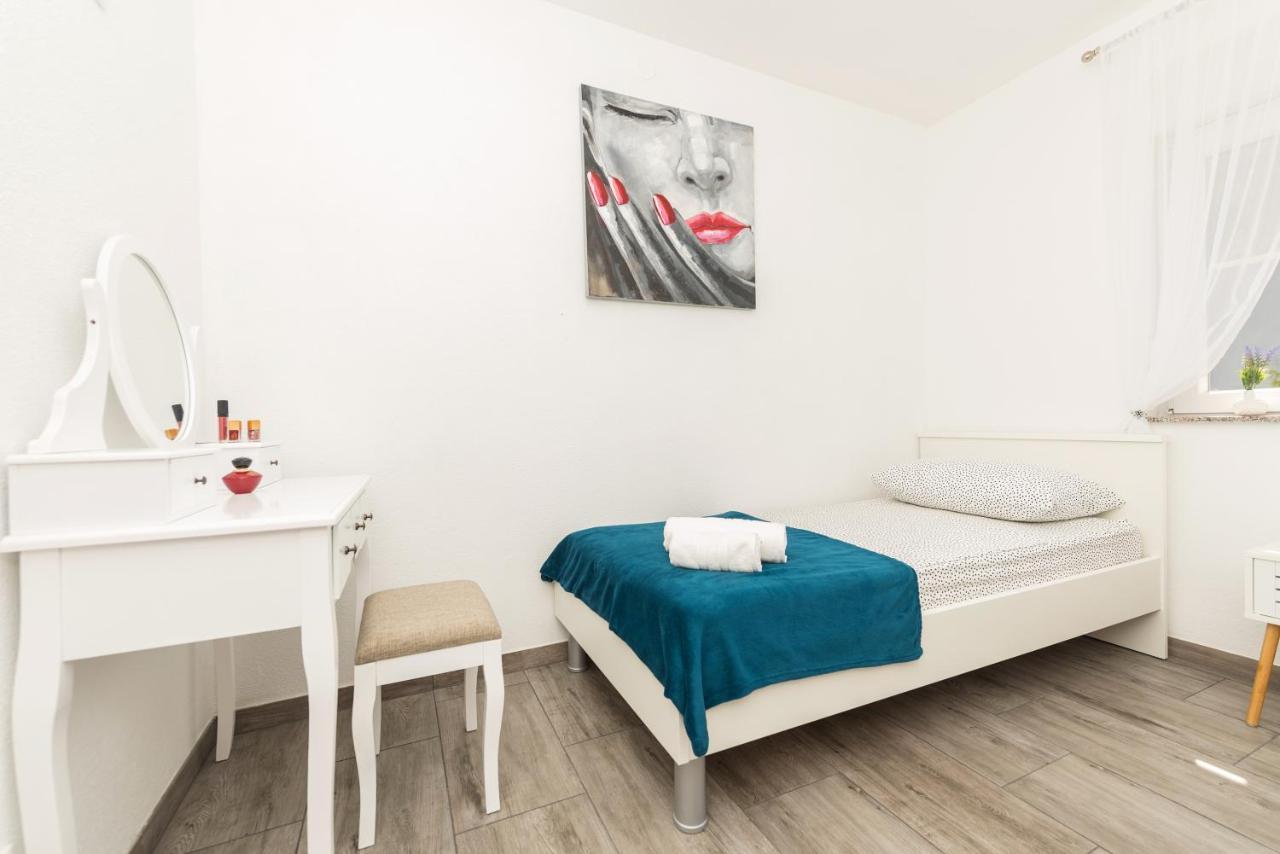 Apartament Makarska Dalija Zewnętrze zdjęcie